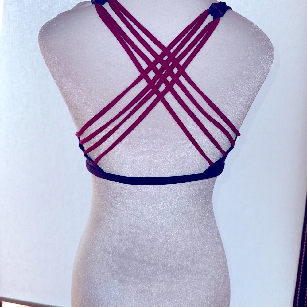 Size 8 Lulu Lemon strappy purple sports bra